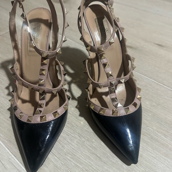 Valentino Garavani Black and Tan Studded Heels